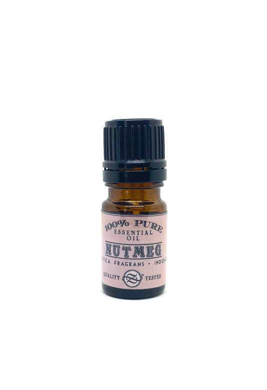 Nutmeg Essential Oil, Myristica fragrans, Indonesia