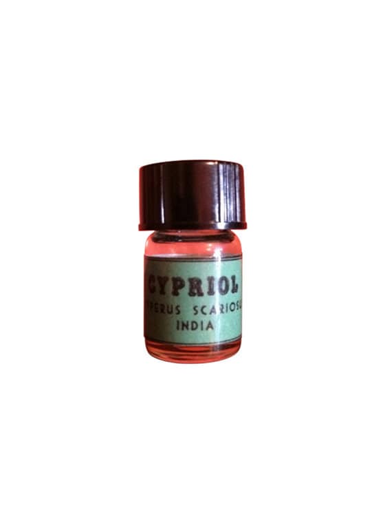 Cypriol Essential Oil (Nagarmotha), Cyperus scariosus, India